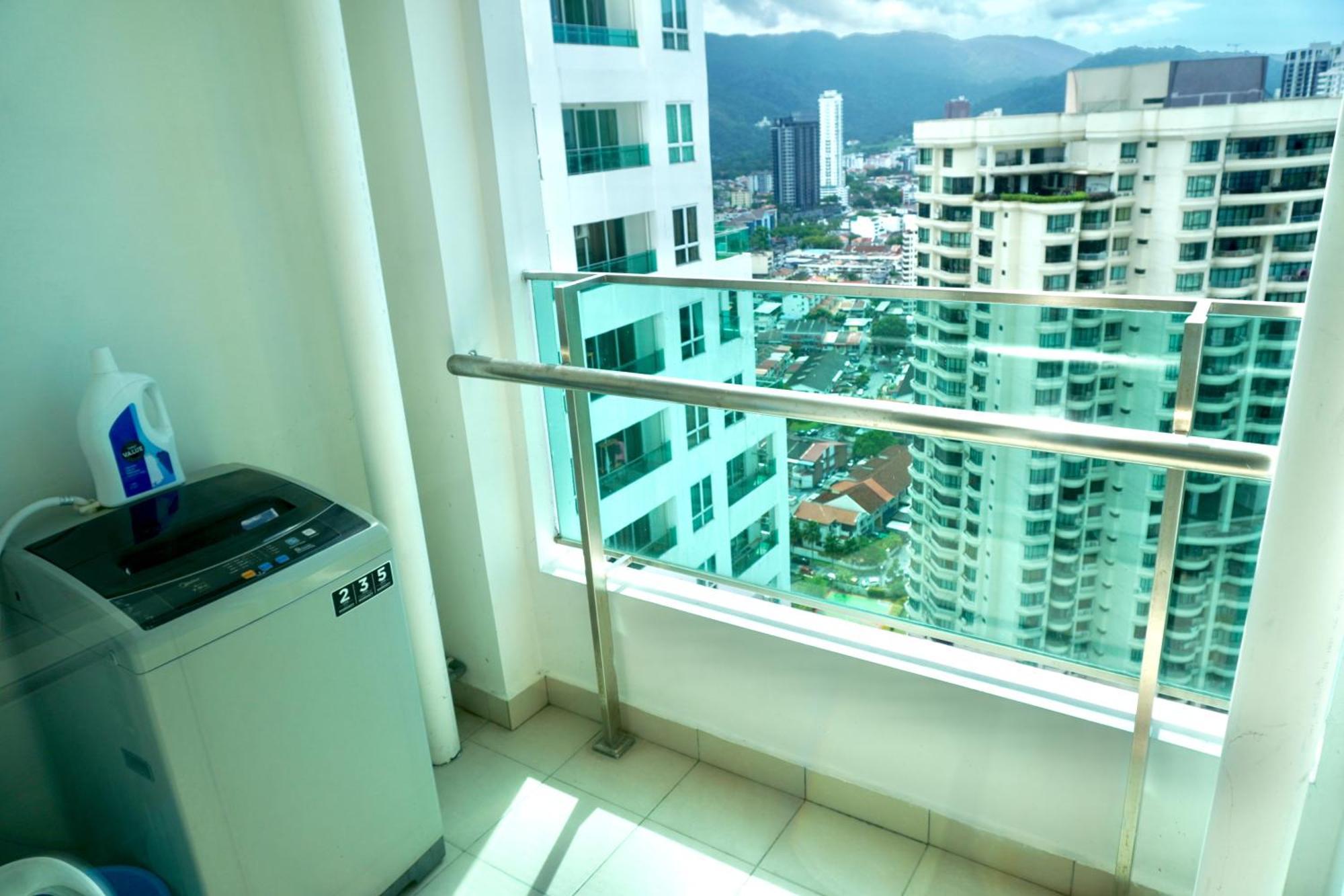 Gurney Drive Mansion One Serviced Apartment George Town Room photo