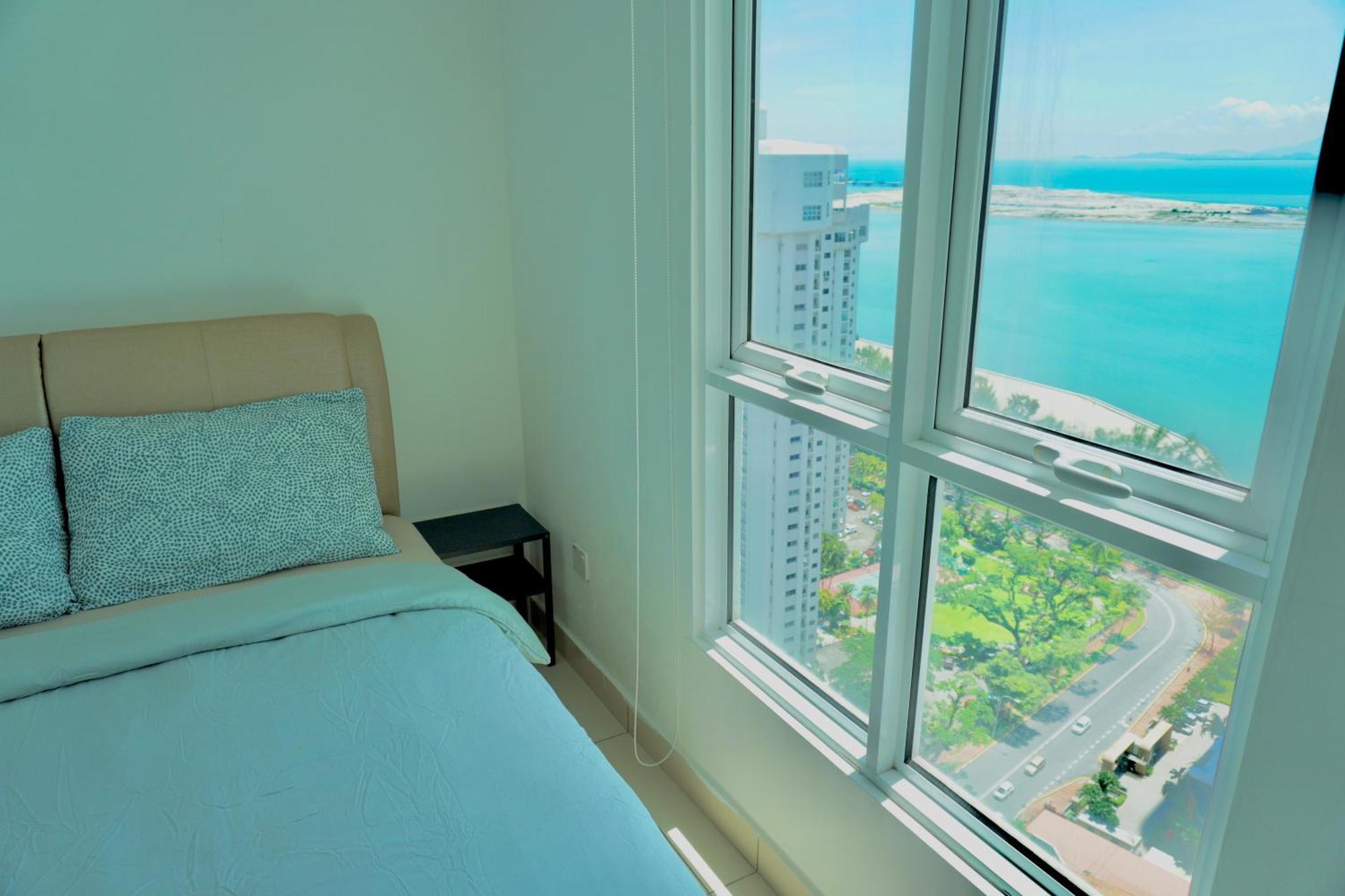 Gurney Drive Mansion One Serviced Apartment George Town Room photo